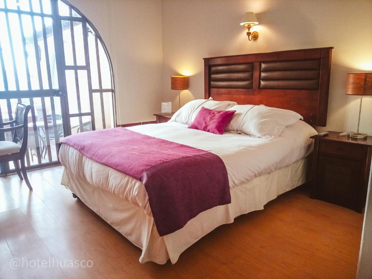 Hotel Уаско Екстер'єр фото